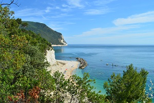 scorcio riviera del conero