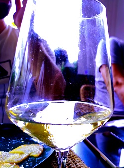 calice vino bianco